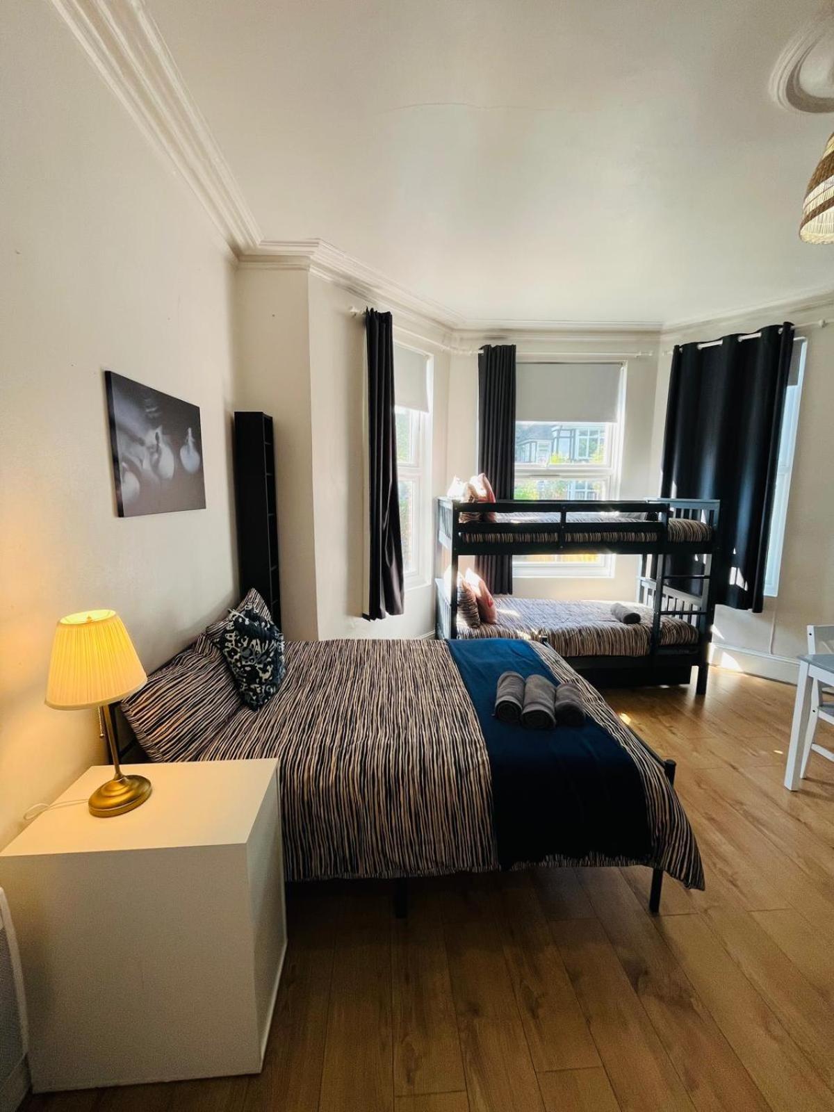 Wonderful Fully-Equipped Studio Near Central London 8 Extérieur photo