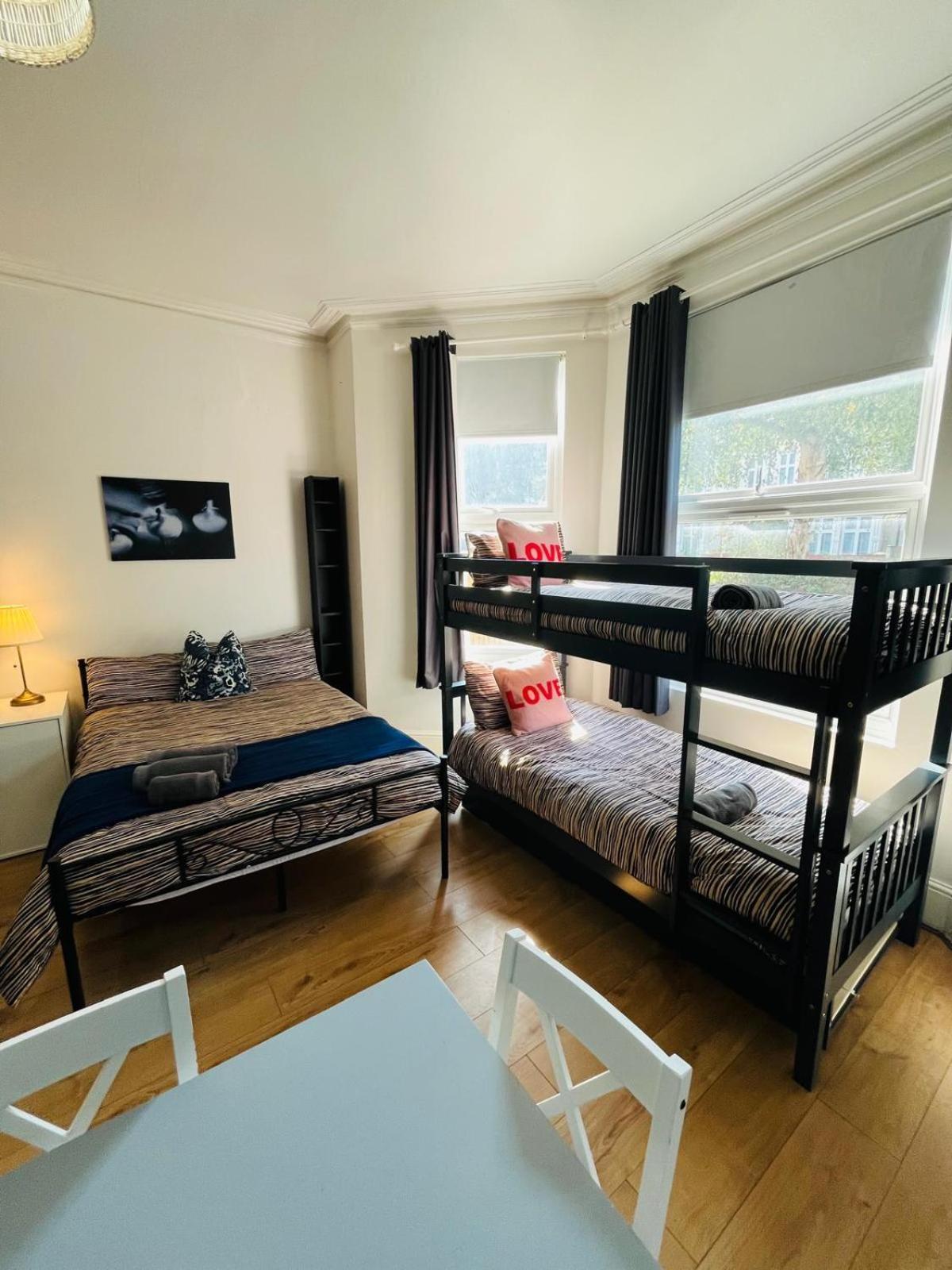 Wonderful Fully-Equipped Studio Near Central London 8 Extérieur photo