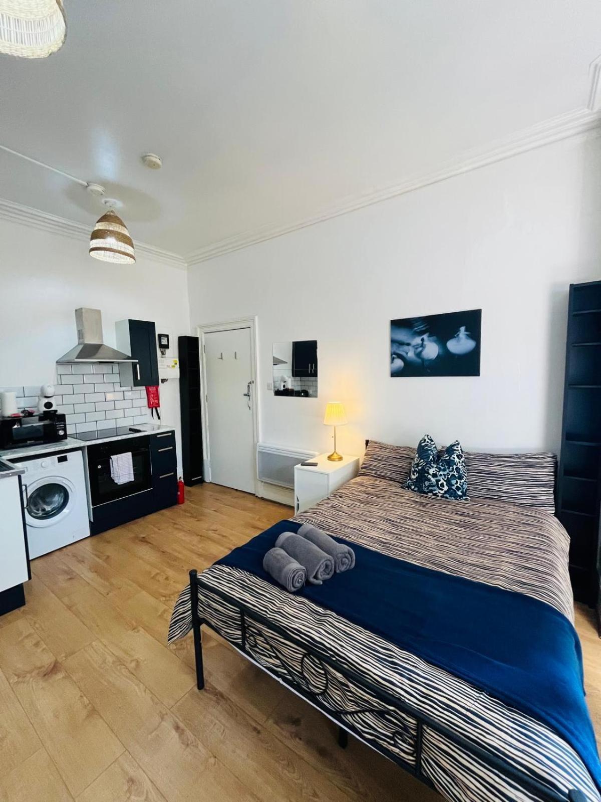 Wonderful Fully-Equipped Studio Near Central London 8 Extérieur photo