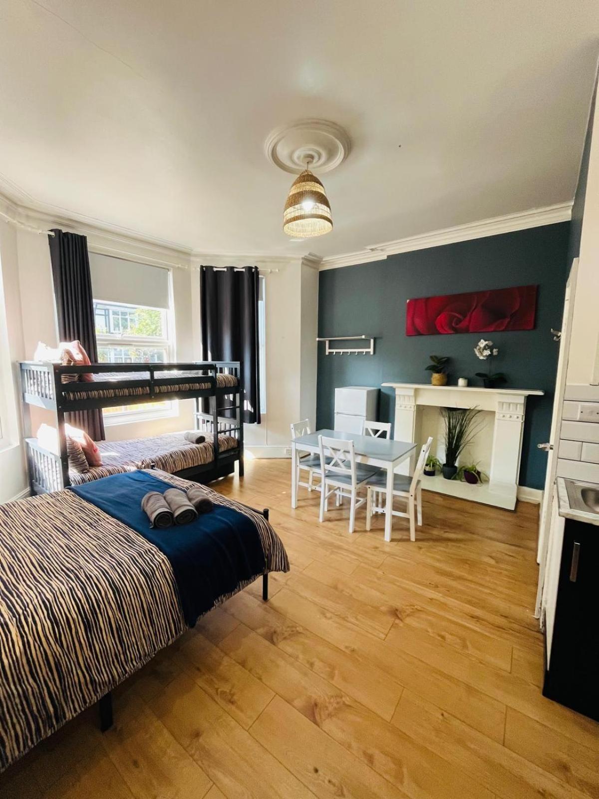 Wonderful Fully-Equipped Studio Near Central London 8 Extérieur photo